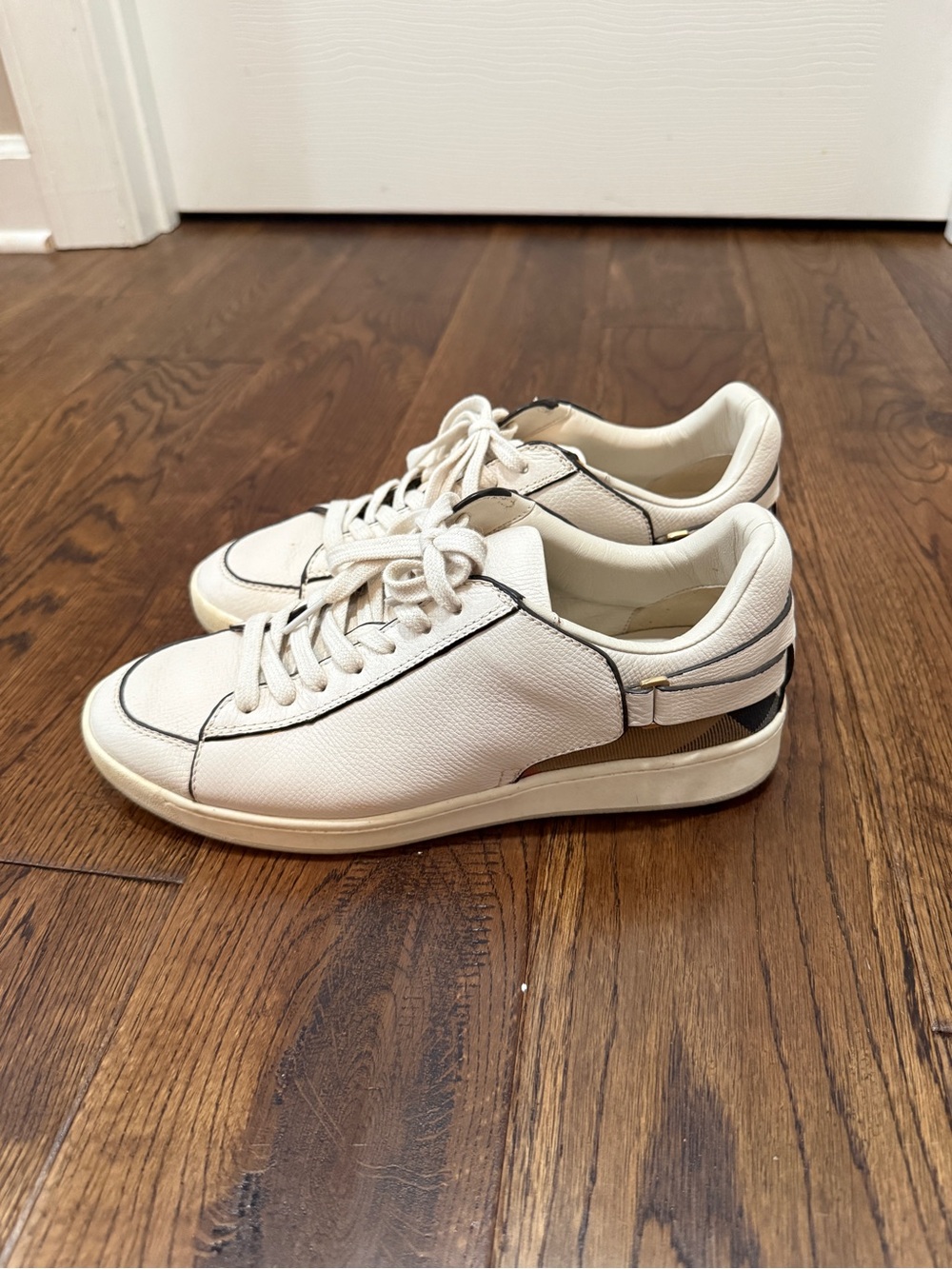 Women’s Burberry Sneakers Size 38.5